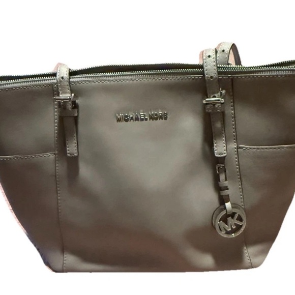 Michael Kors Jet Set Saffiano Leather Top Zip Tote Large Shoulder Bag Gray Taupe - Picture 2 of 10